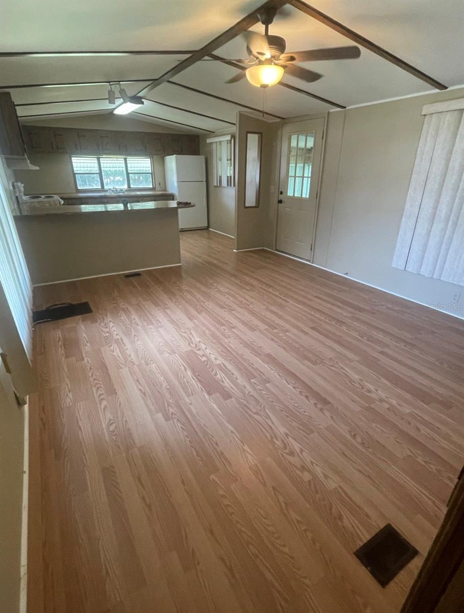 PINE GROVE PARK - Residential