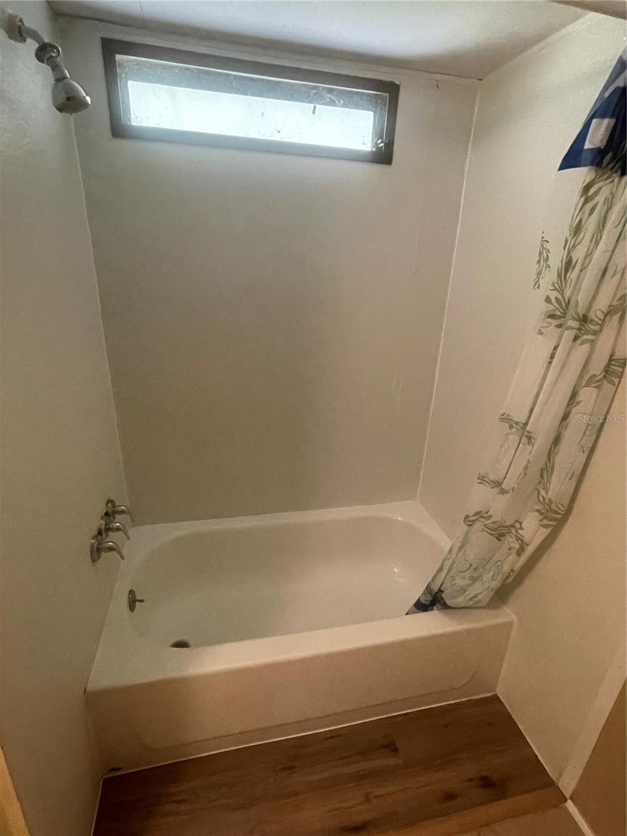 PINE GROVE PARK - Residential