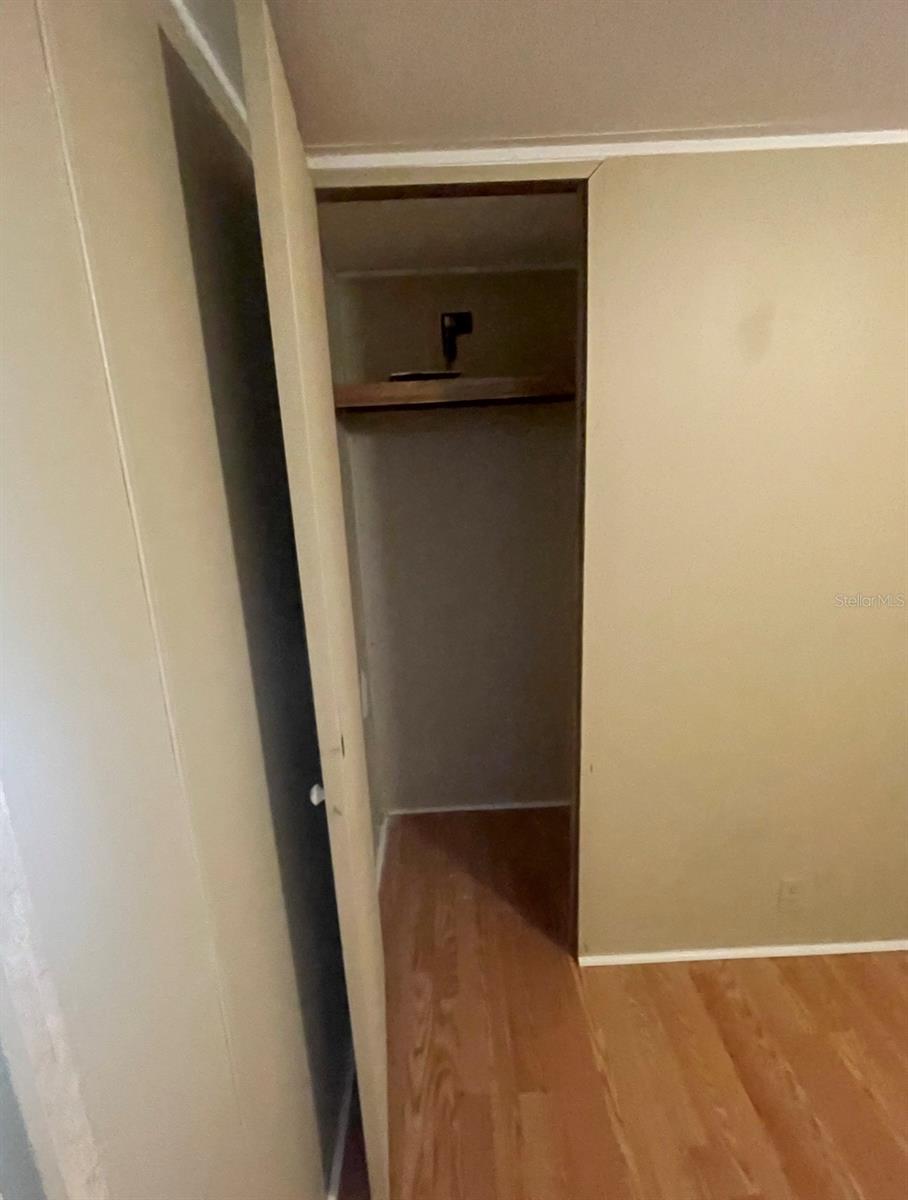 PINE GROVE PARK - Residential