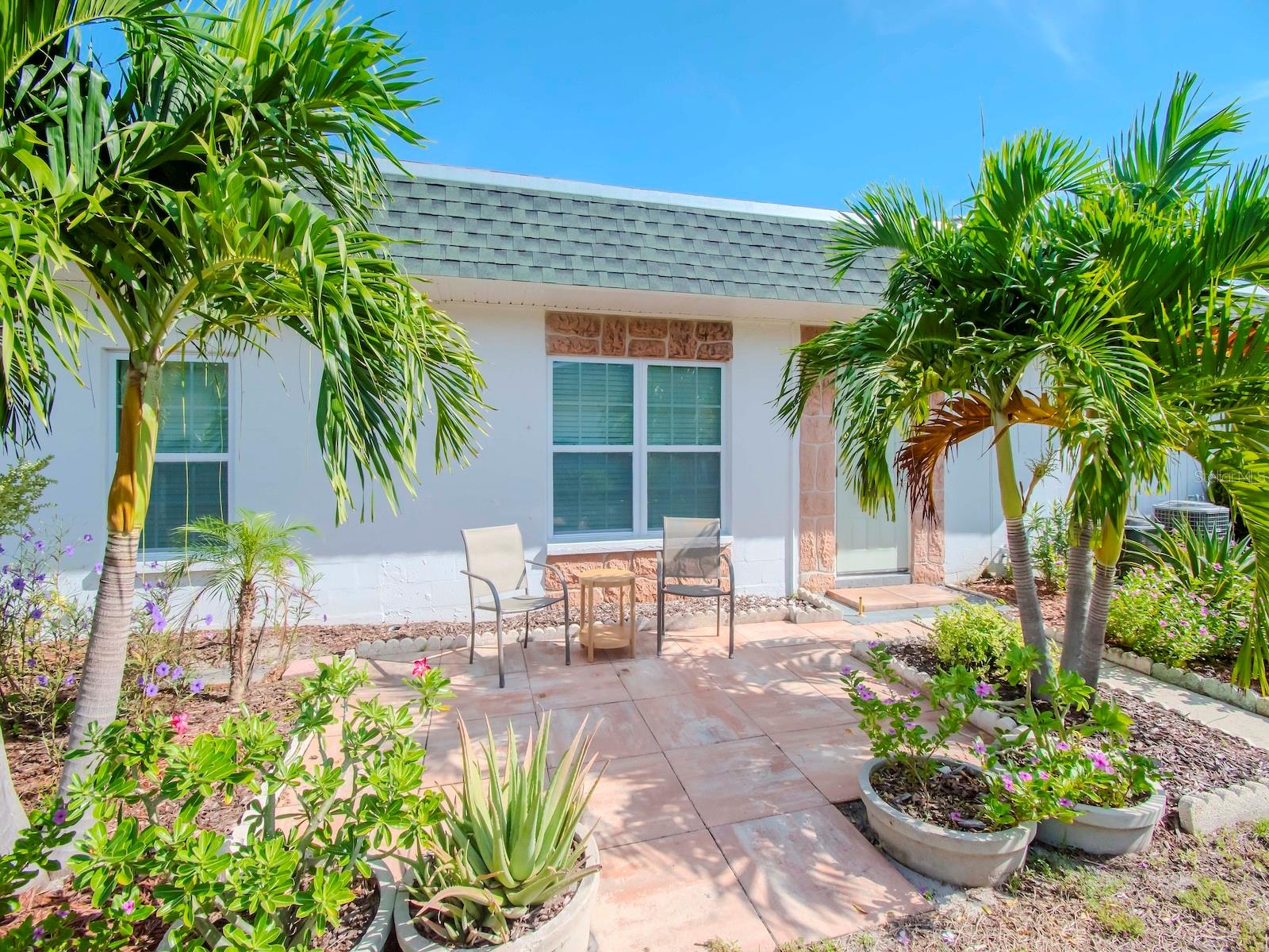 TYRONE VILLAS - Residential