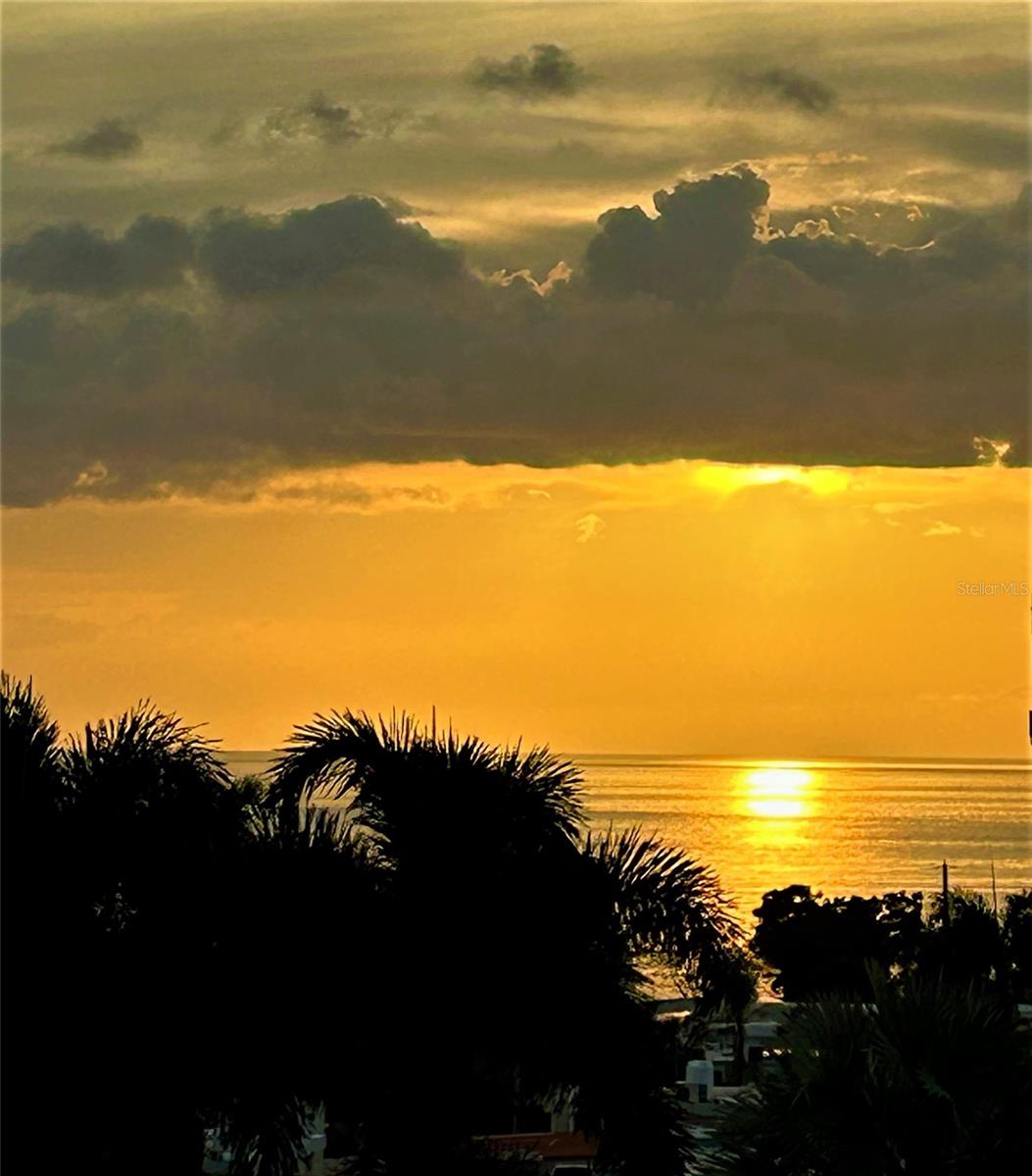 BARRIO STELLA - Residential