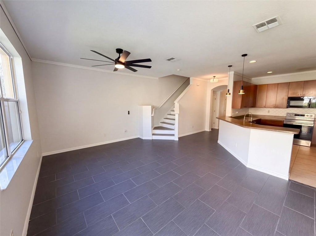 Photo of 348 Golden Dewdrop Way, Oviedo, FL 32765 (MLS # O6446031)