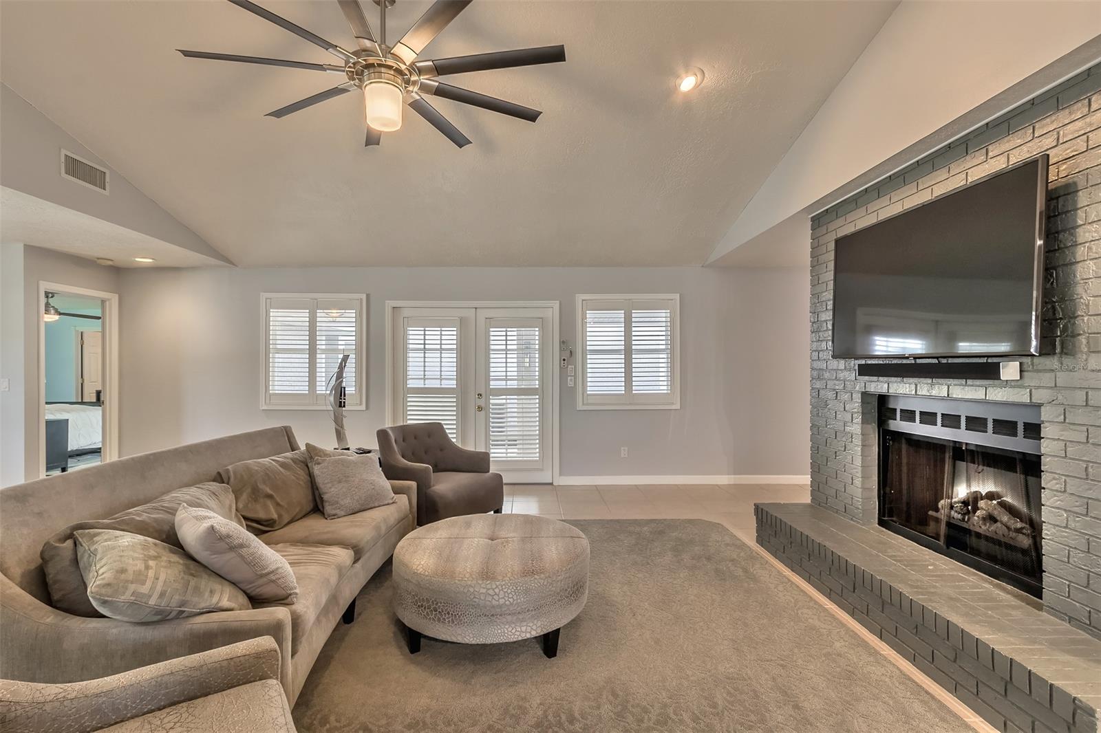 Spruce Creek Unit 02D - Residential