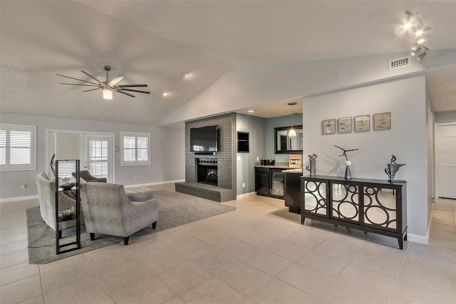 Spruce Creek Unit 02D - Residential