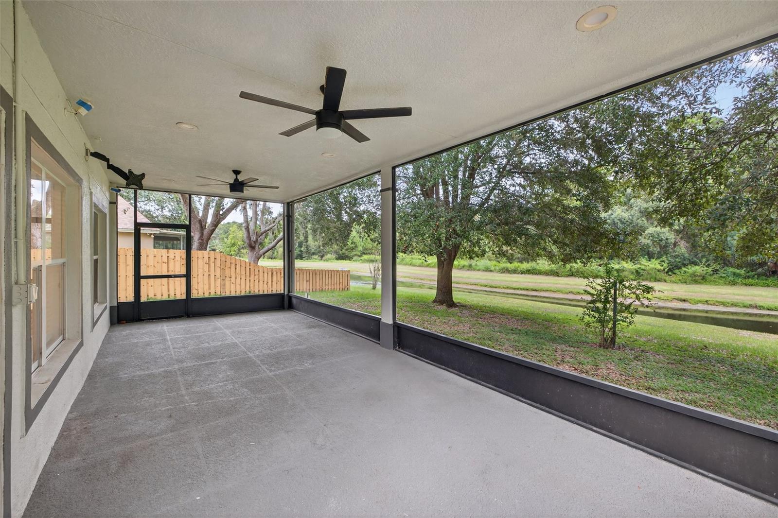 DEER PARK - Residential