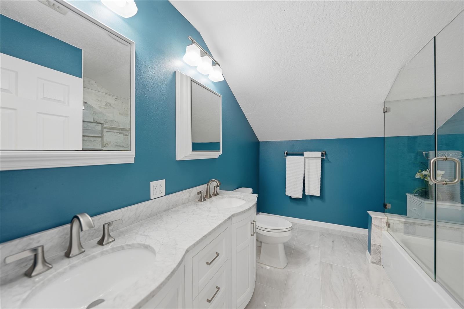 VENTURA VILLAGE - Residential