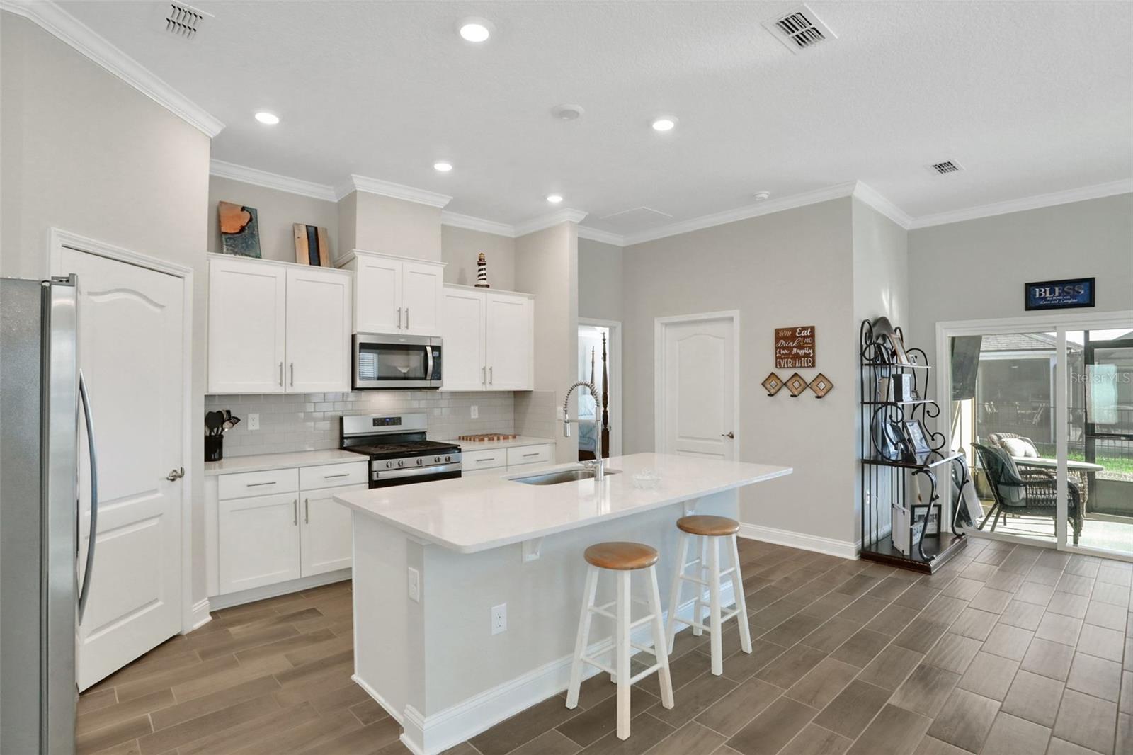 142 DOVE TREE LANE