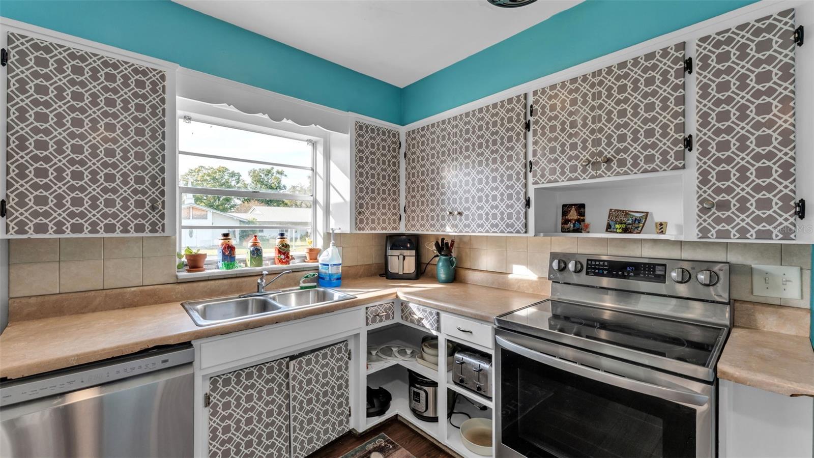 INTERLACHEN HEIGHTS - Residential