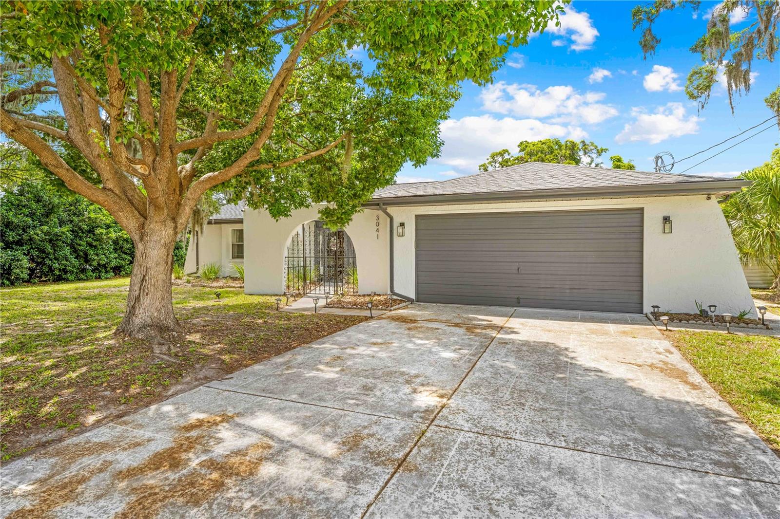 3041 WATERFALL DRIVE