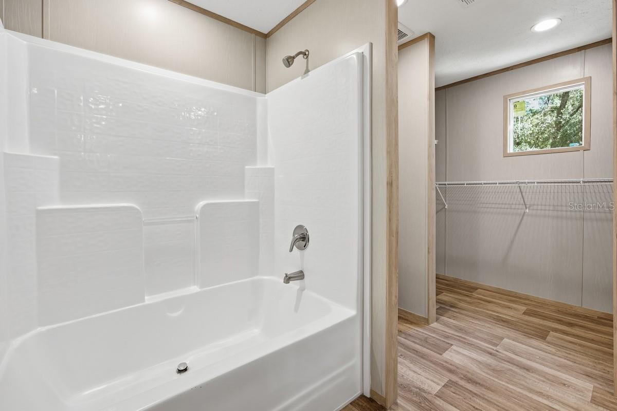 FELLOWSHIP ACRES - Residential