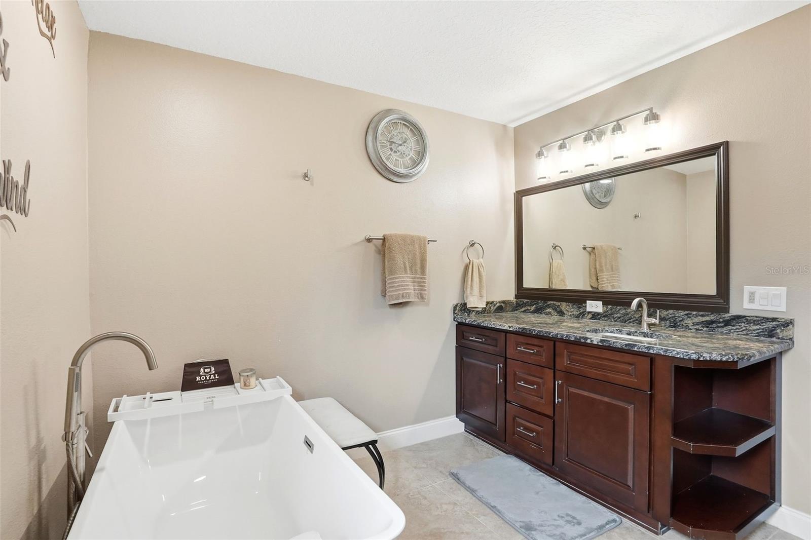 TRAILS UNIT 2B - Residential