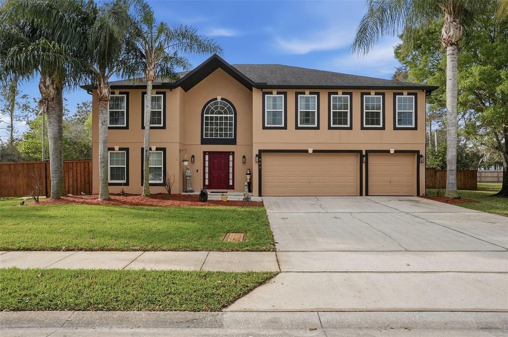 Photo of 467 Granite Circle, Chuluota, FL 32766 (MLS # O6391717)