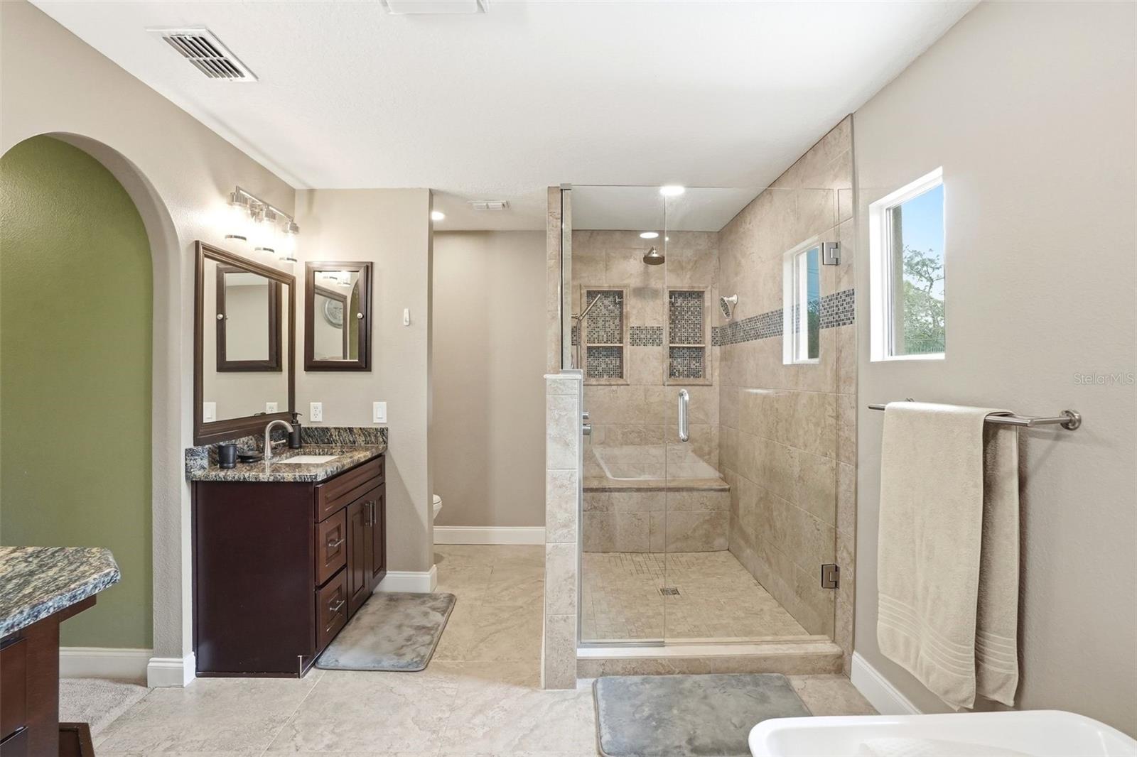 TRAILS UNIT 2B - Residential