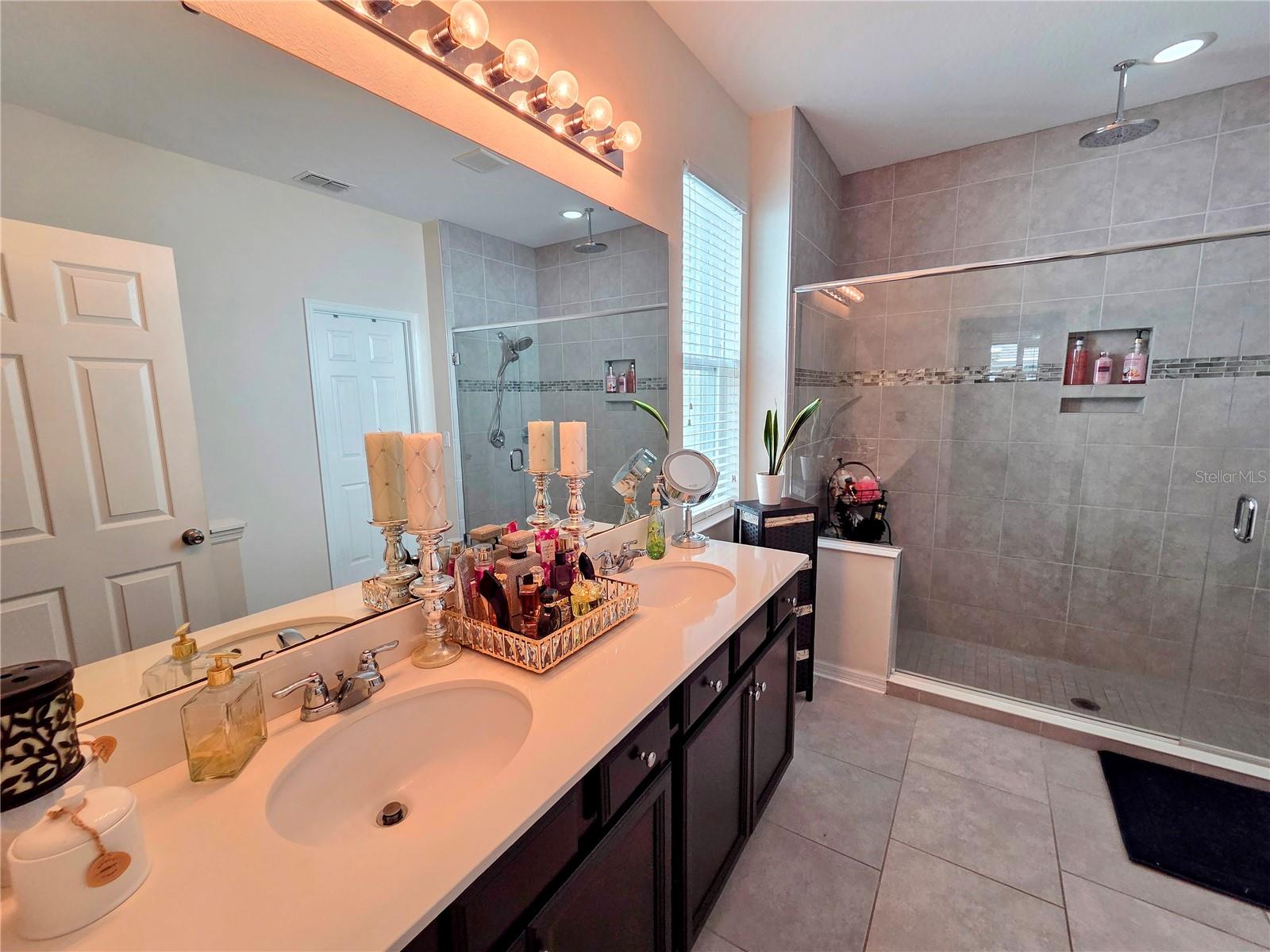 SUNSET GROVE PH 1 - Residential