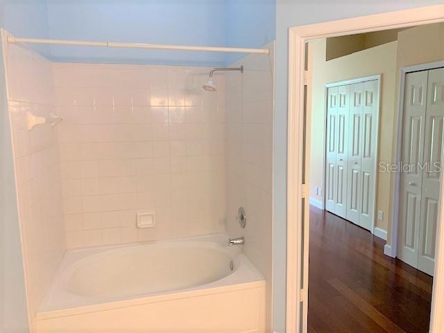 CARROLLWOOD KEY - Residential Lease