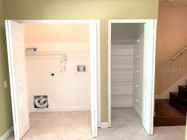 CARROLLWOOD KEY - Residential Lease