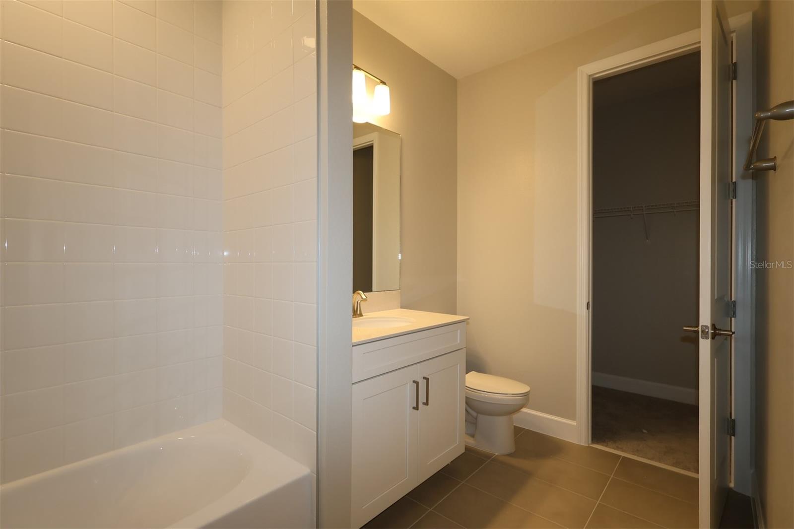 WILLOW RUN - Residential