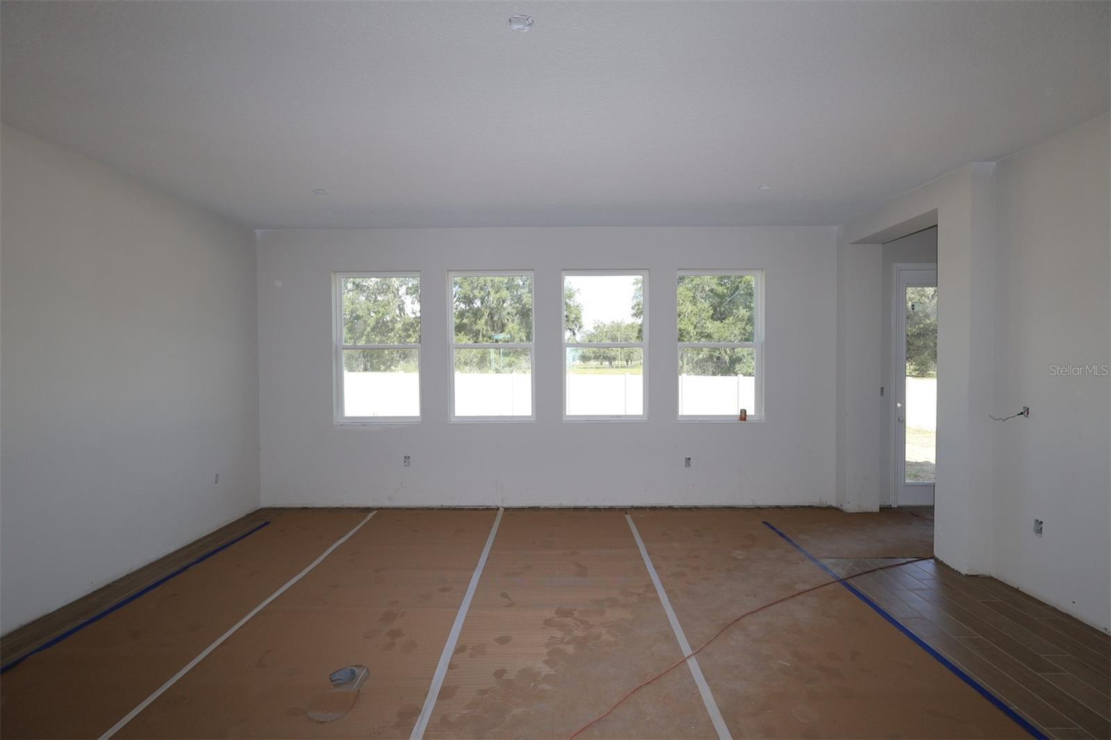 WILLOW RUN - Residential