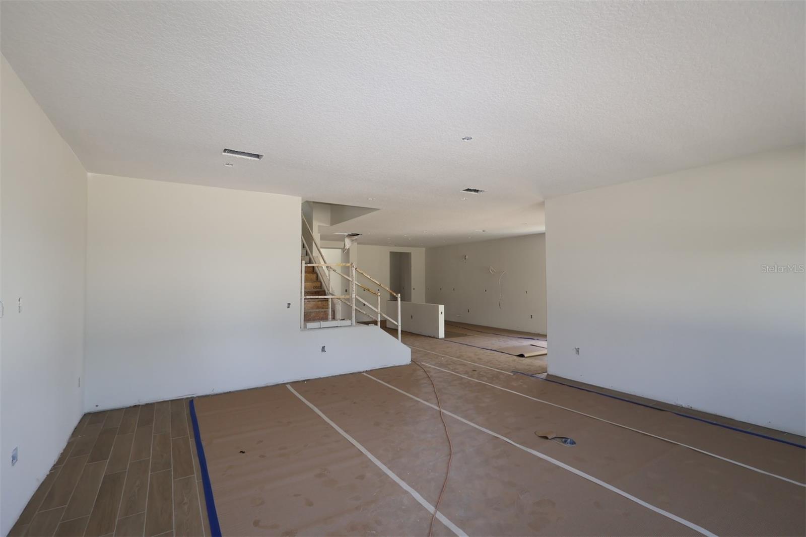 WILLOW RUN - Residential