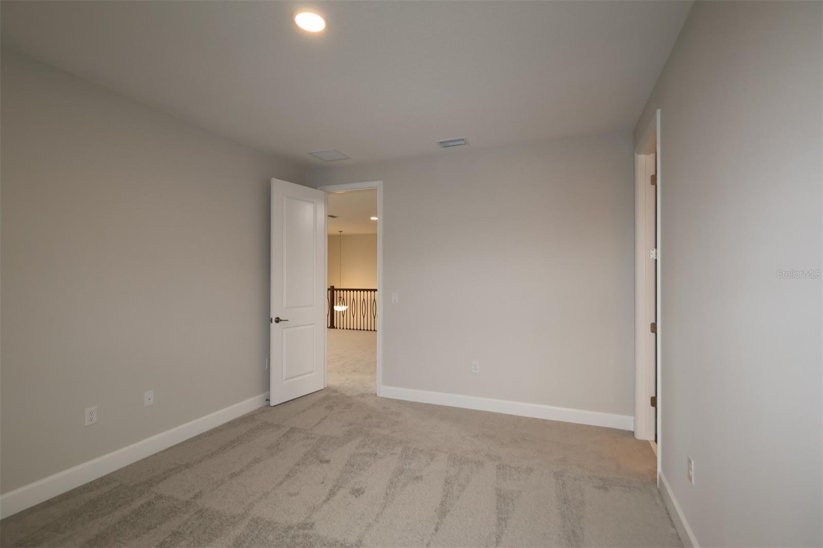 WILLOW RUN - Residential