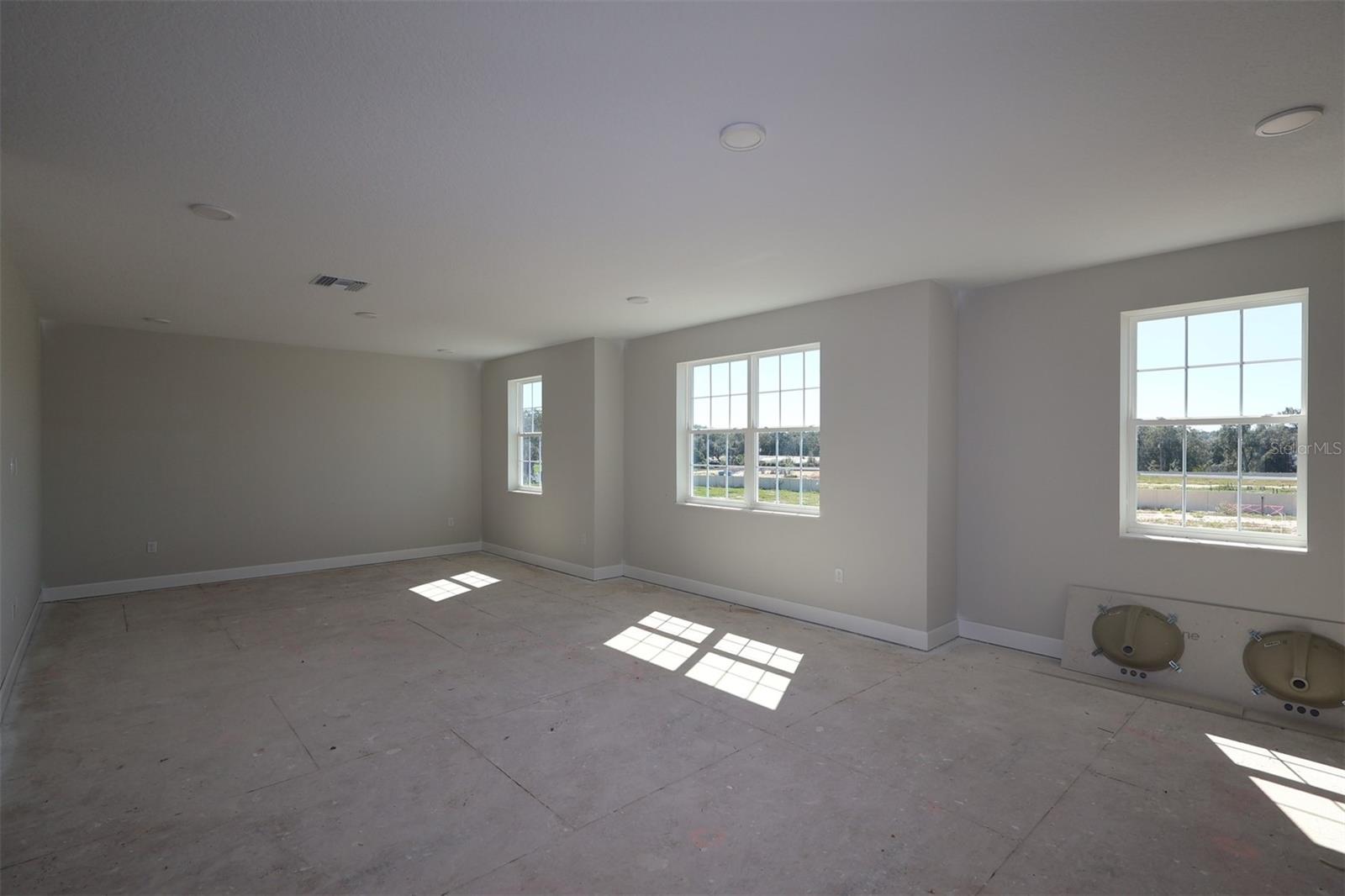 WILLOW RUN - Residential