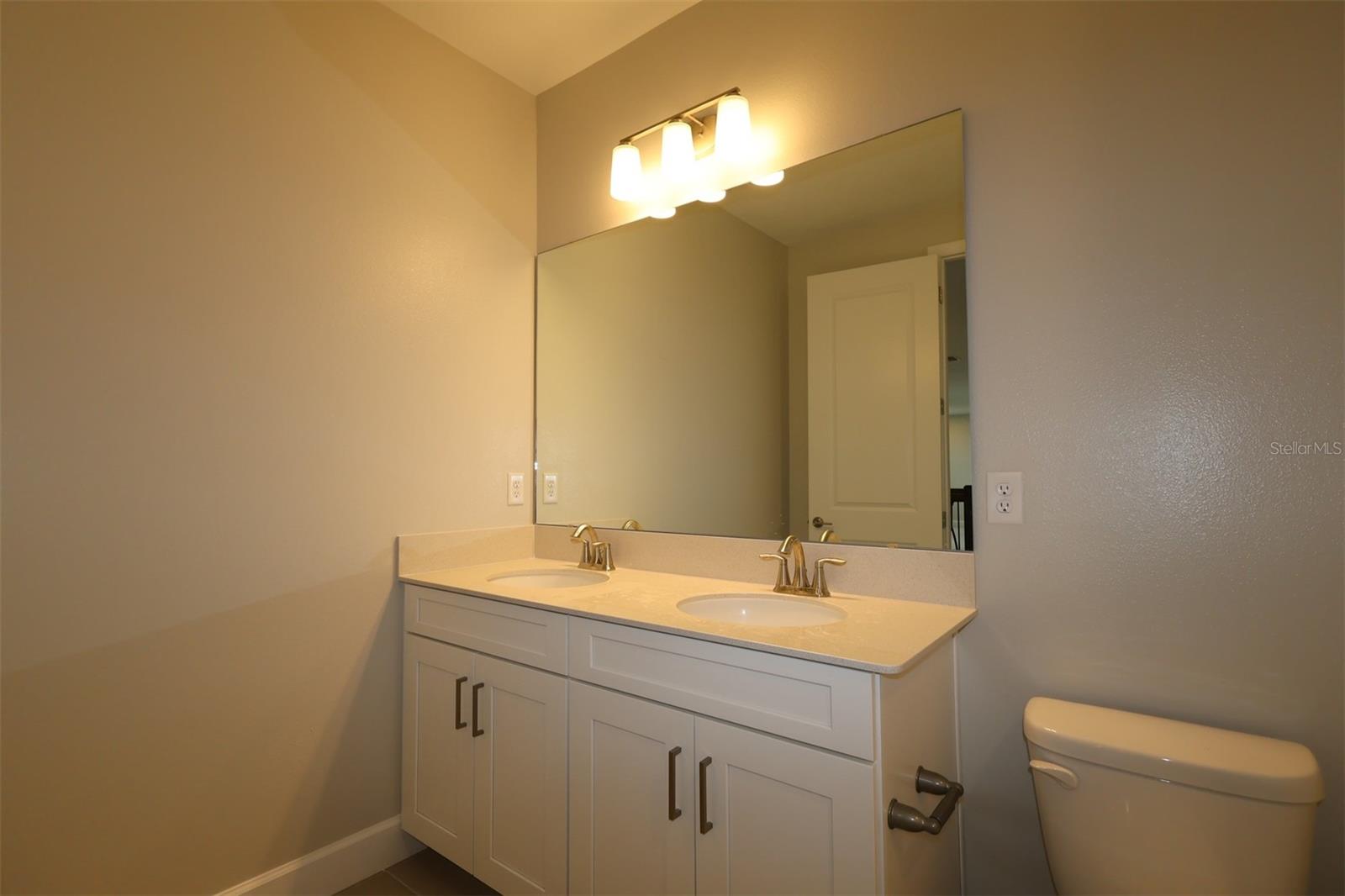 WILLOW RUN - Residential