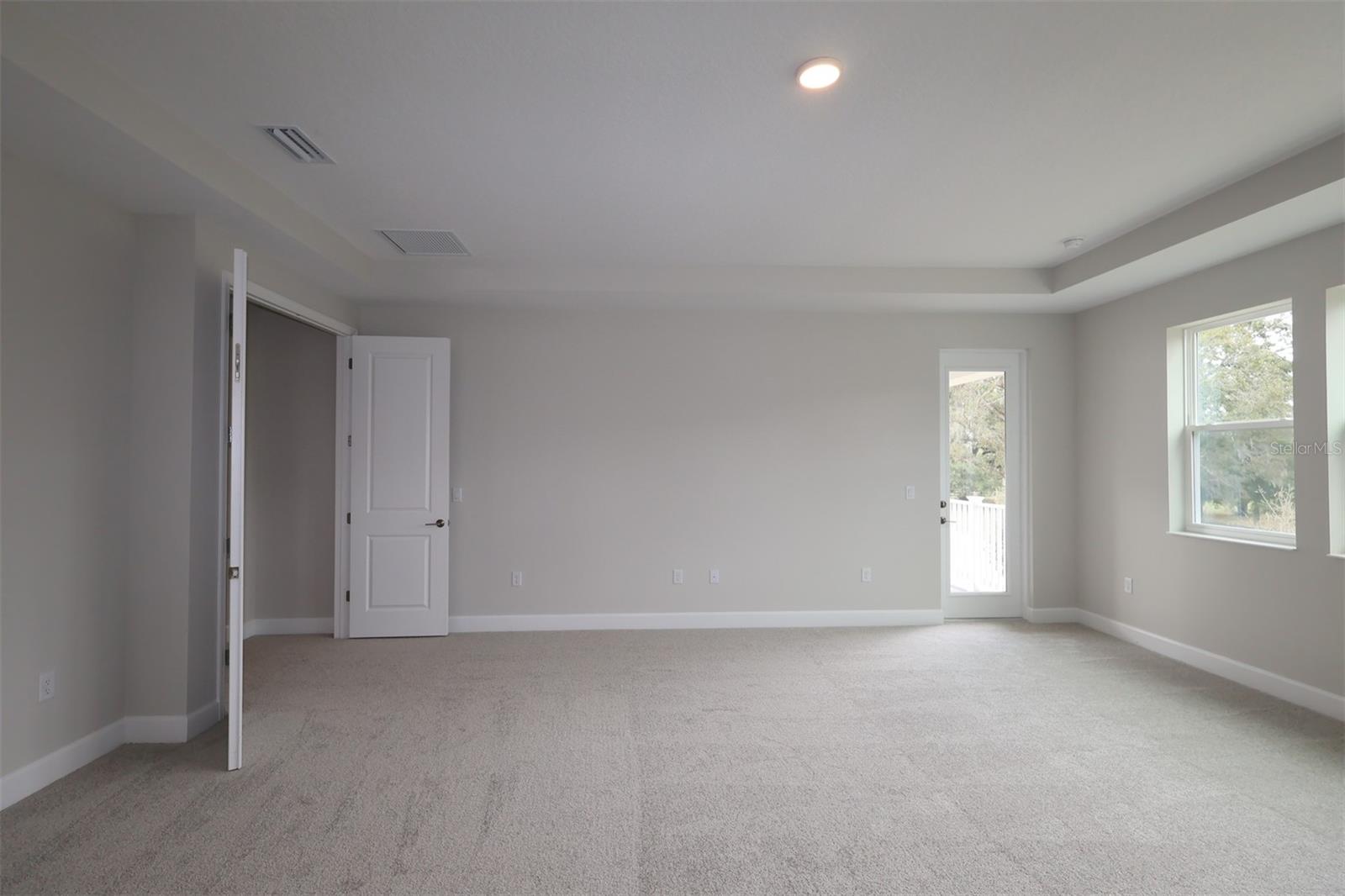 WILLOW RUN - Residential