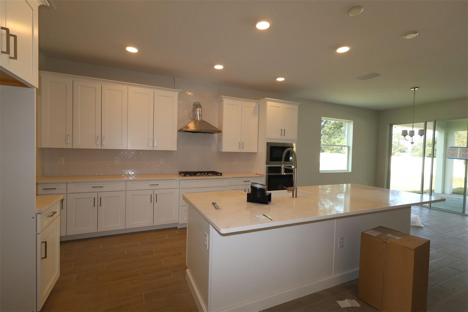 WILLOW RUN - Residential