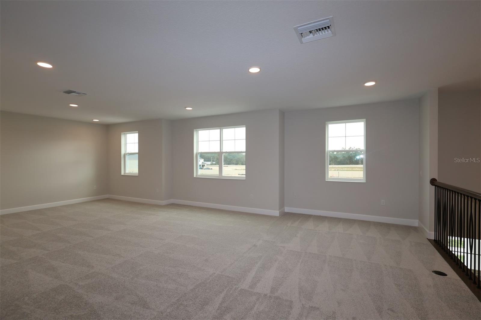 WILLOW RUN - Residential