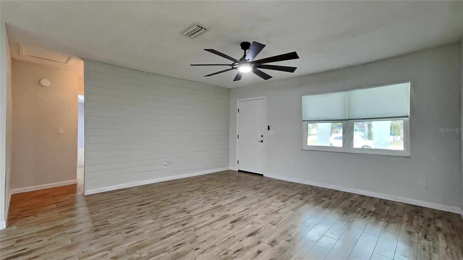 1701 HIBISCUS CIRCLE S