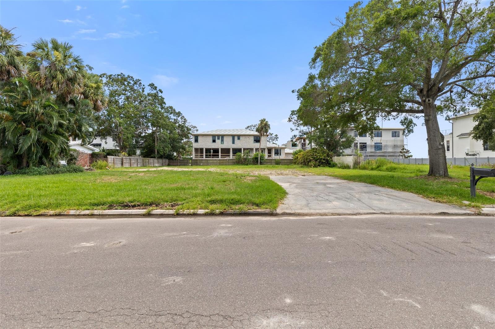 Located in Sunset Park in South Tampa, this vacant lot is cleared and offers a rare opportunity to design and build a custom residence in a peaceful, established neighborhood. The oversized lot is 111 x 153, no trees in the build area, and potential bay views depending on building. Conveniently located to Tampa International Airport, Downtown Tampa, shopping and some of the best restaurants in the Tampa Bay area. Build your dream home, where the possibilities are limited only by your imagination. Survey available.