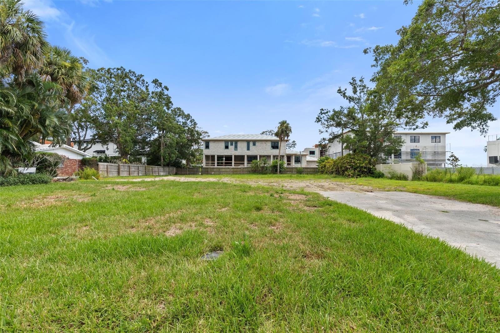 5028 W LONGFELLOW AVENUE