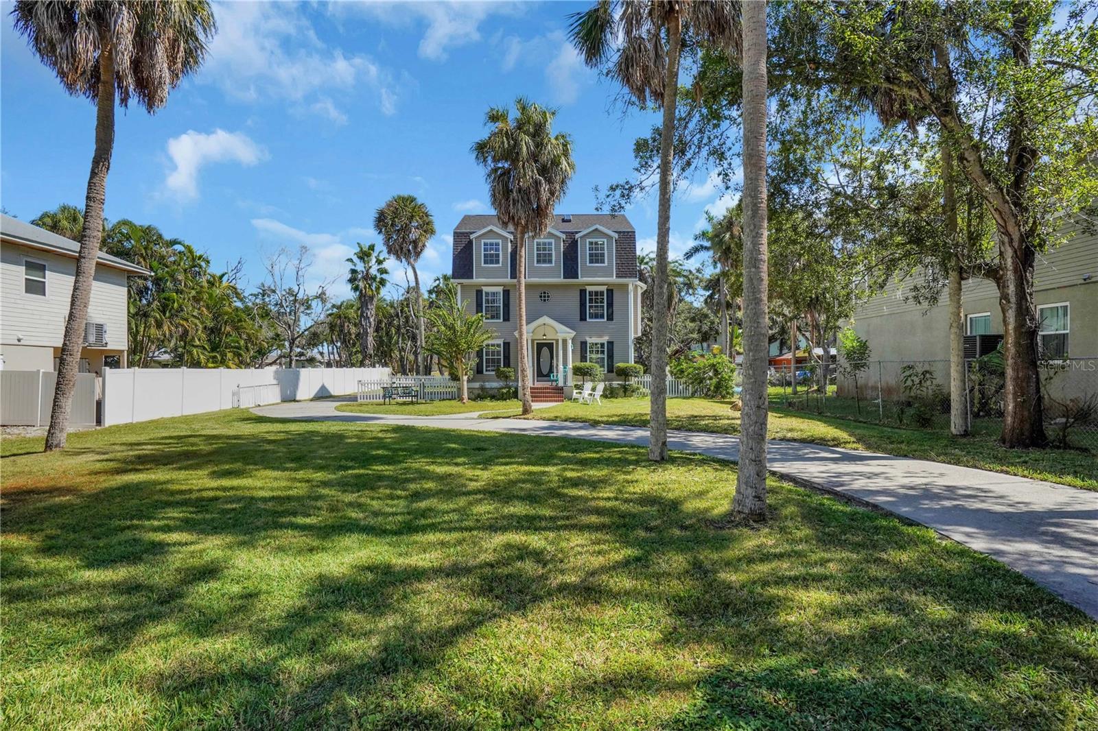 RIVERSIDE HEIGHTS - Residential