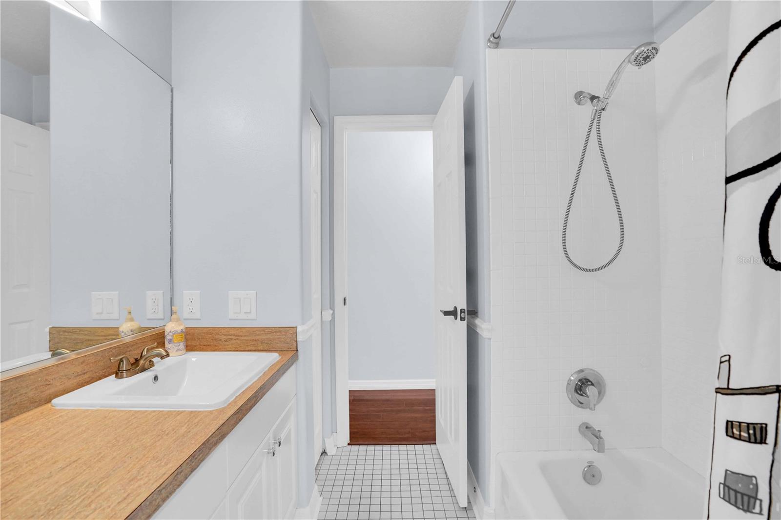 RIVERSIDE HEIGHTS - Residential