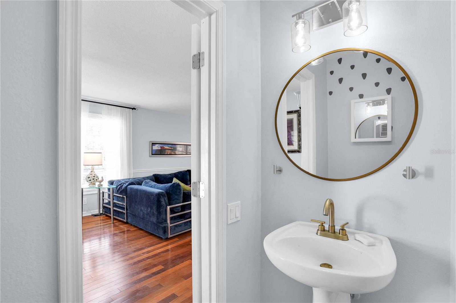 RIVERSIDE HEIGHTS - Residential