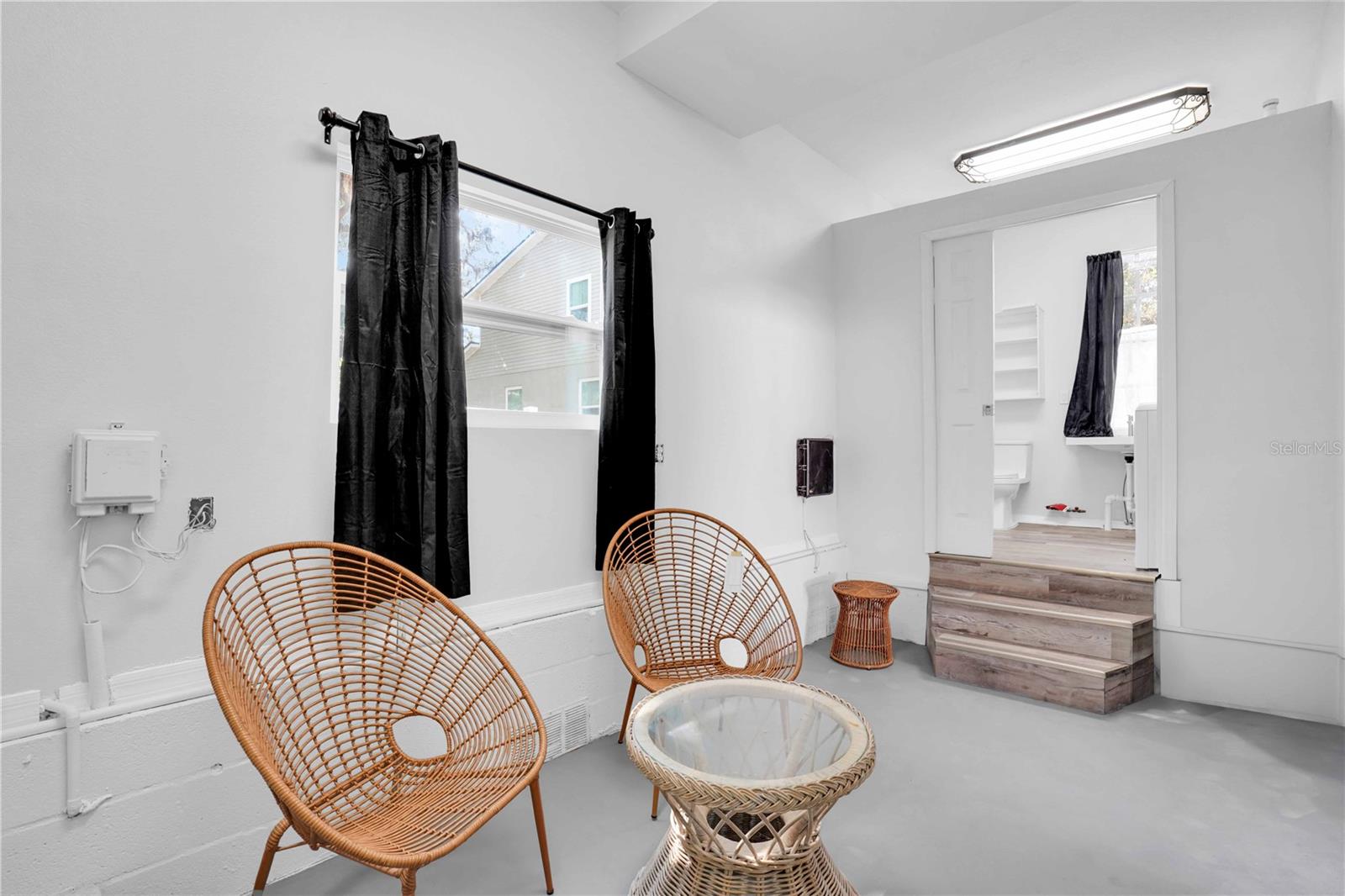 RIVERSIDE HEIGHTS - Residential