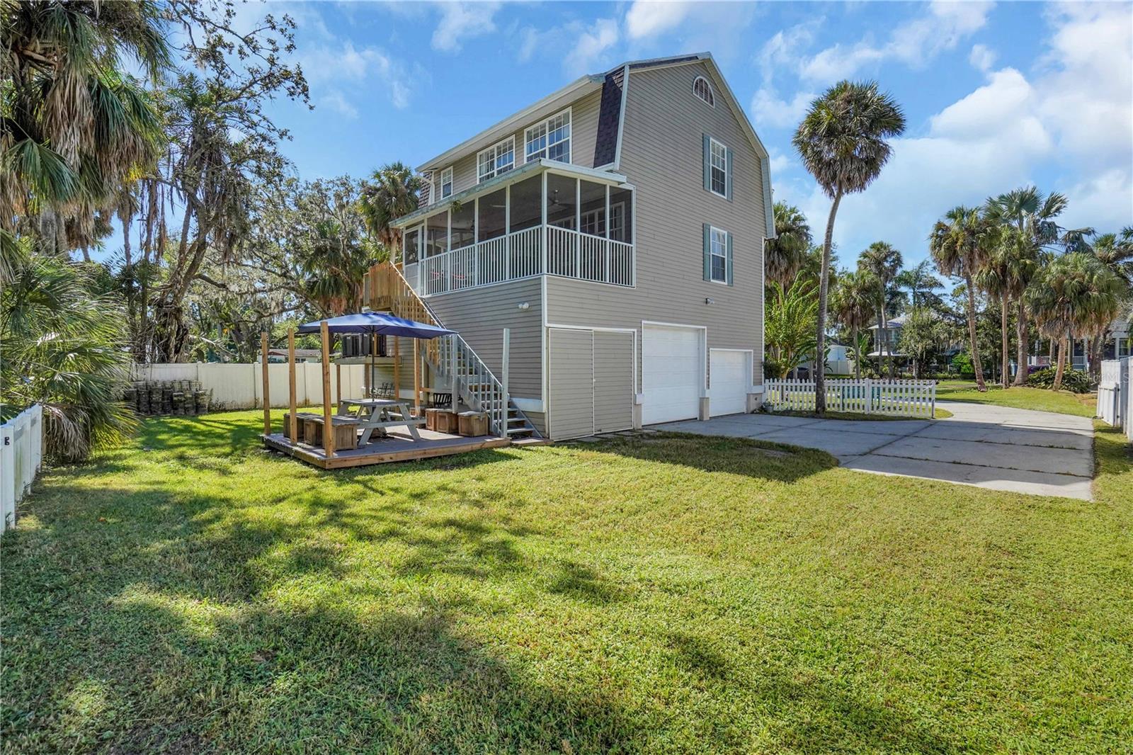 RIVERSIDE HEIGHTS - Residential