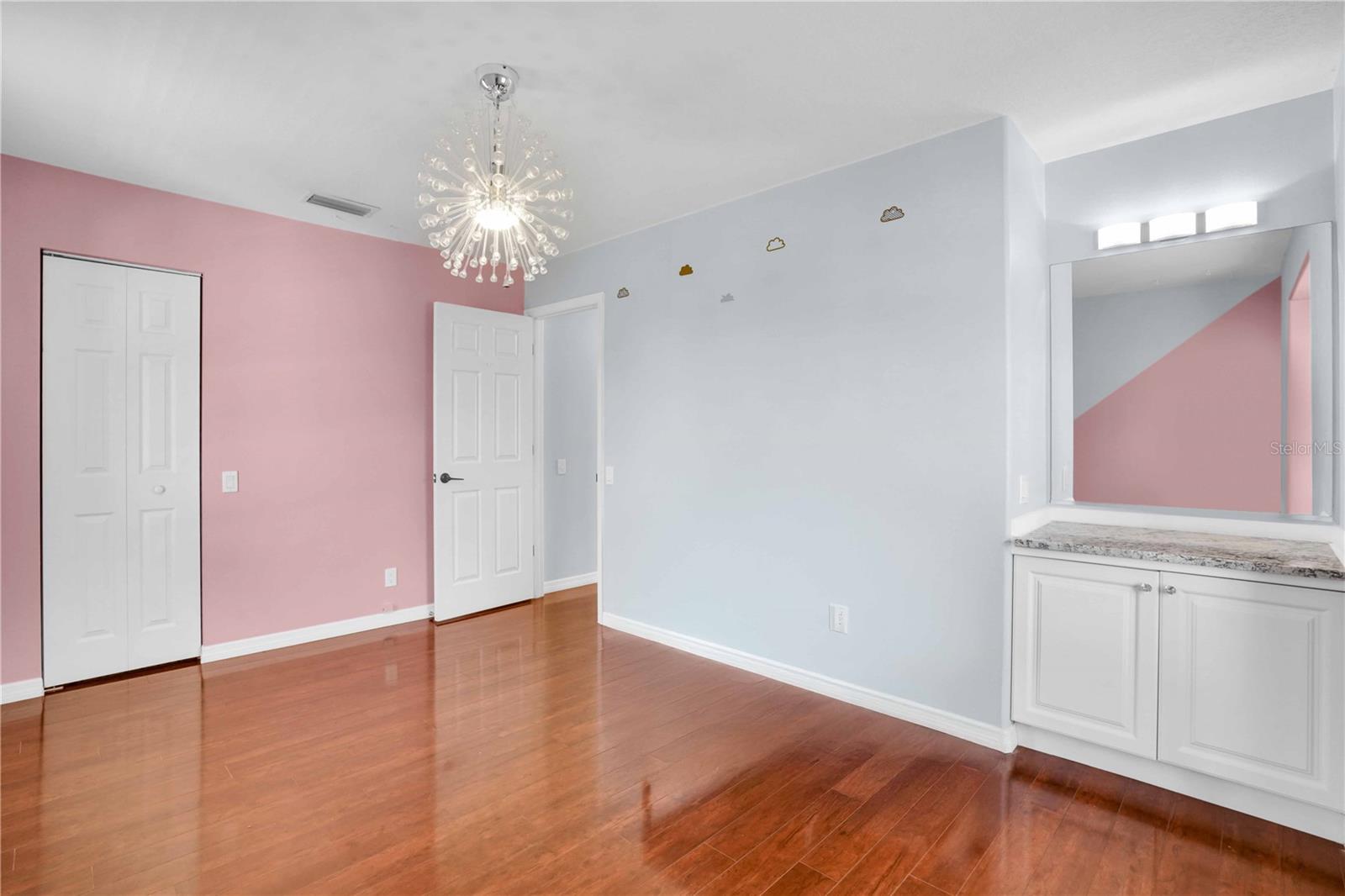 RIVERSIDE HEIGHTS - Residential