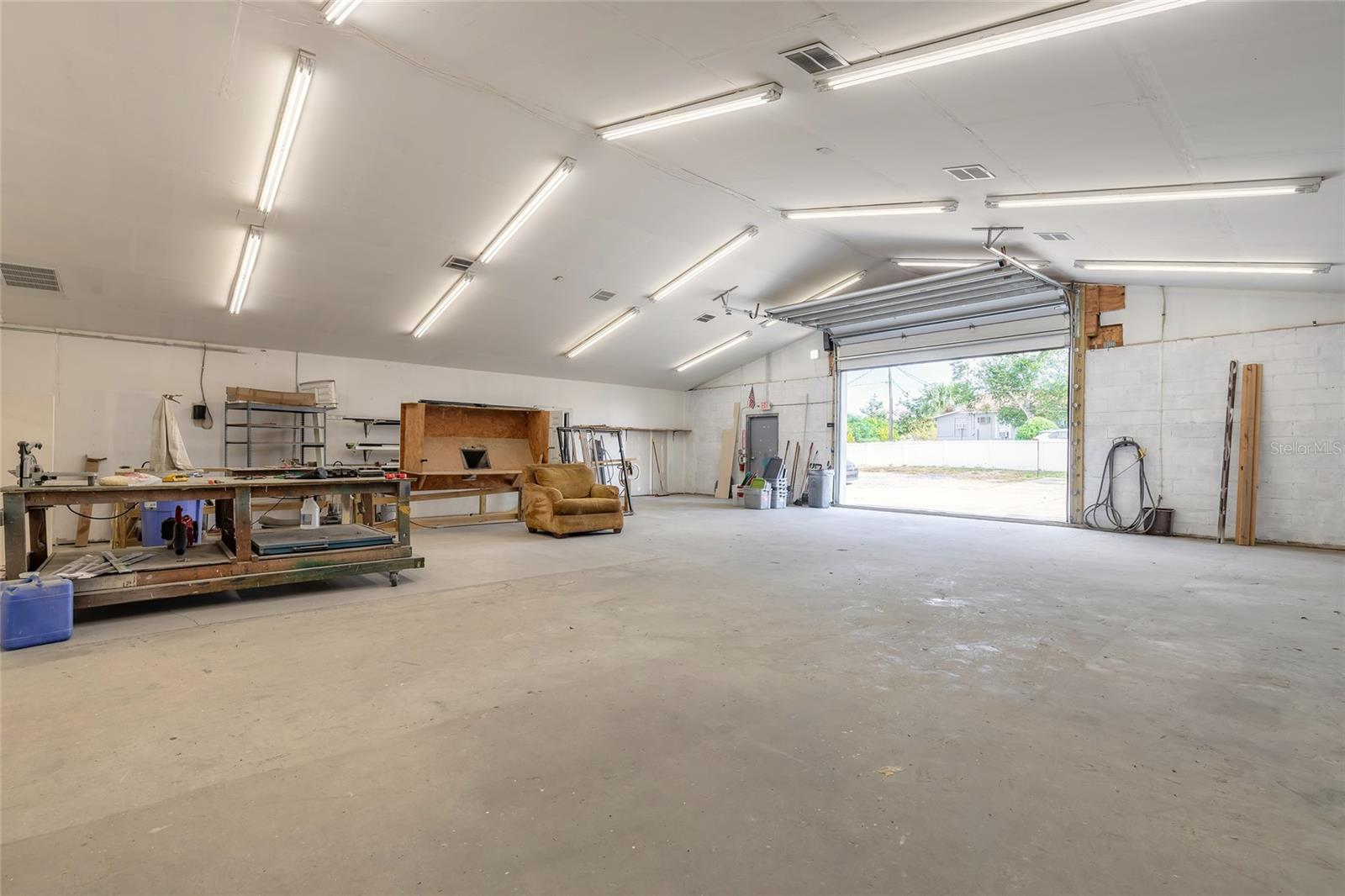 MASON & CARSWELLS HOLLY HILL - Commercial Sale