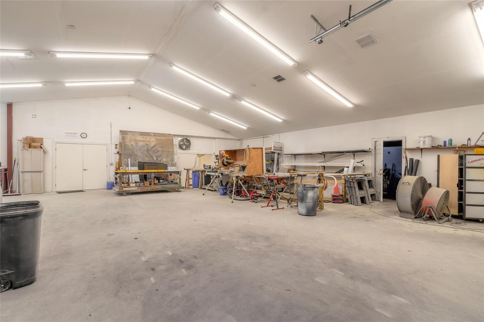 MASON & CARSWELLS HOLLY HILL - Commercial Sale