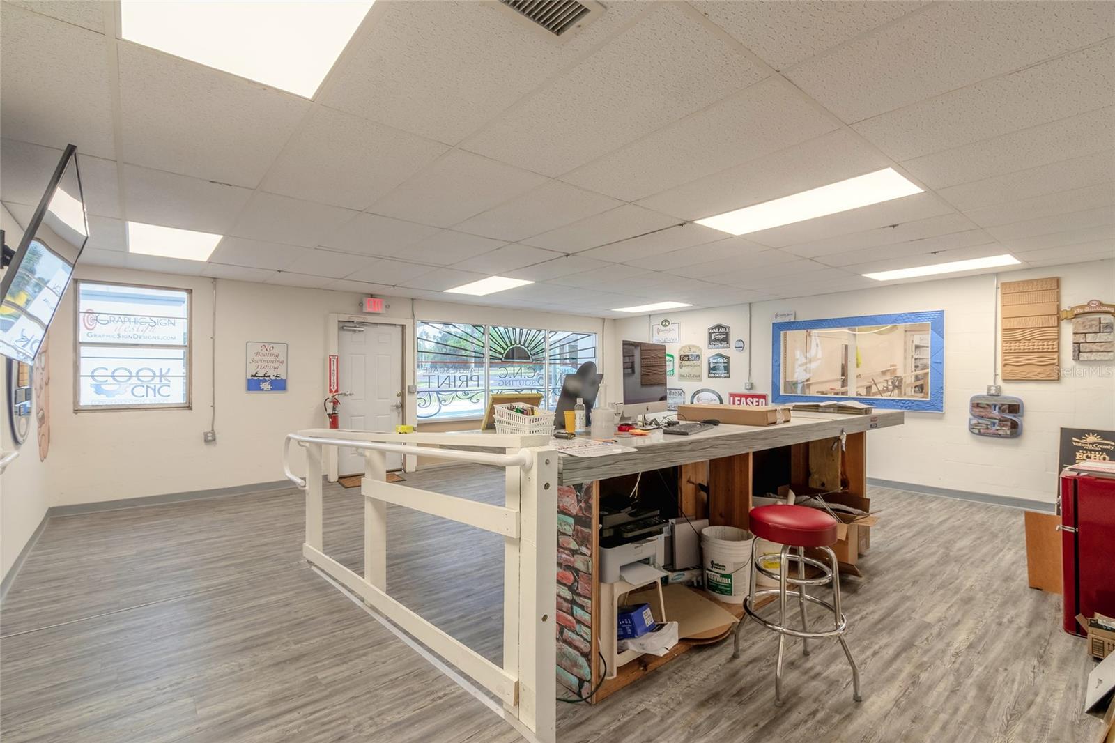 MASON & CARSWELLS HOLLY HILL - Commercial Sale