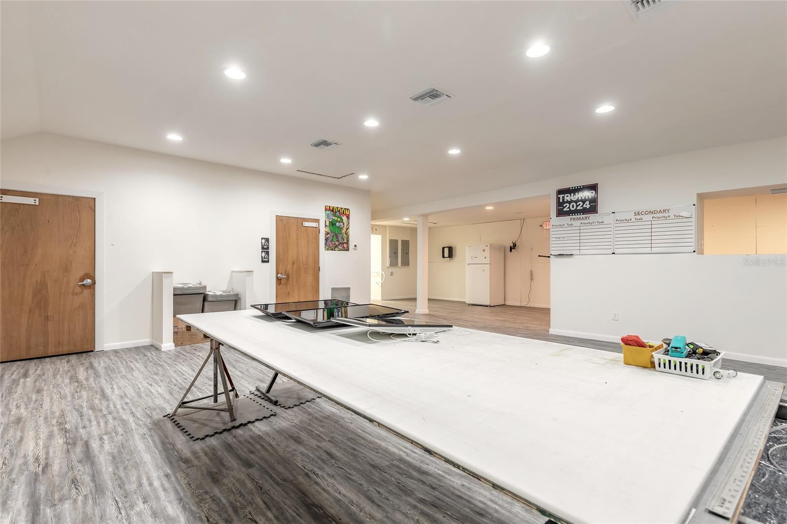 MASON & CARSWELLS HOLLY HILL - Commercial Sale