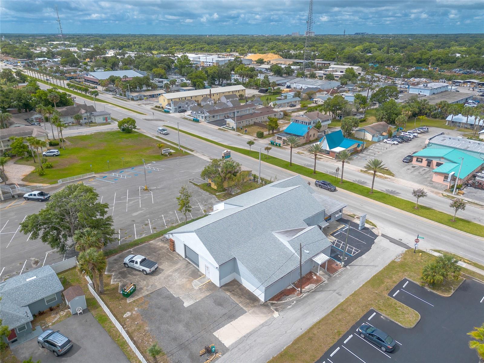 MASON & CARSWELLS HOLLY HILL - Commercial Sale