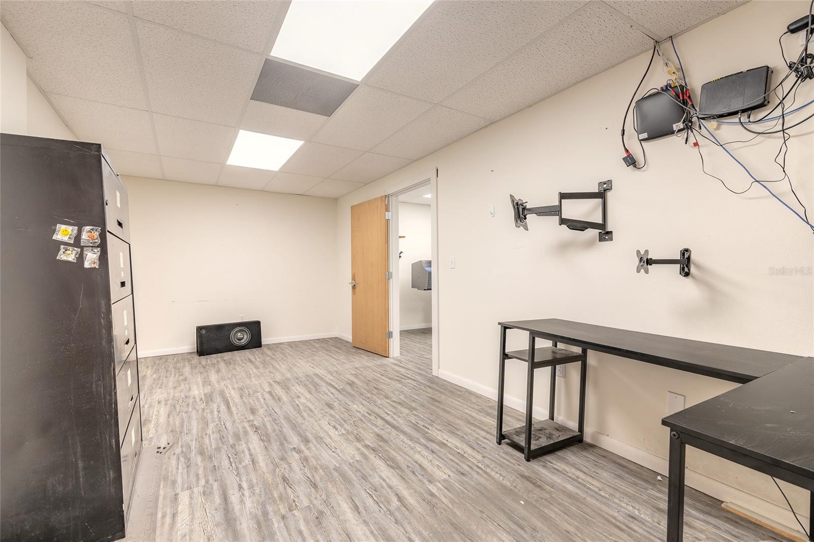 MASON & CARSWELLS HOLLY HILL - Commercial Sale