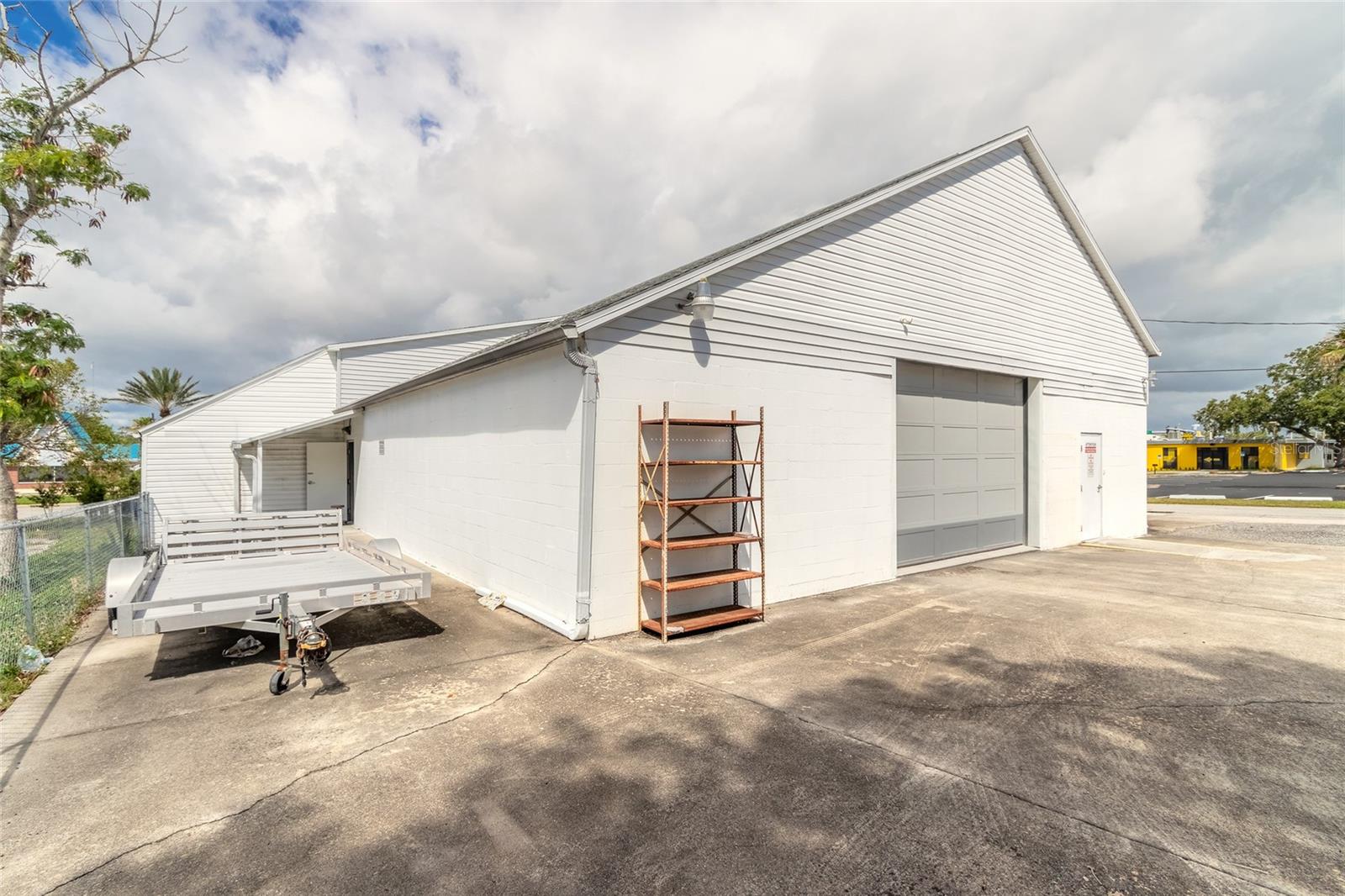 529 RIDGEWOOD AVENUE