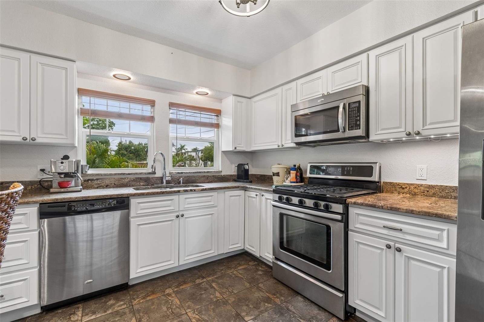 RIO VISTA - Residential