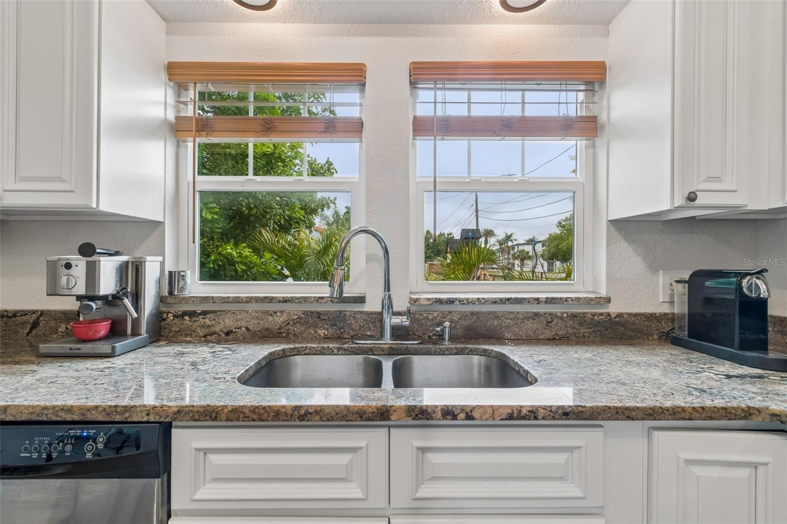 RIO VISTA - Residential