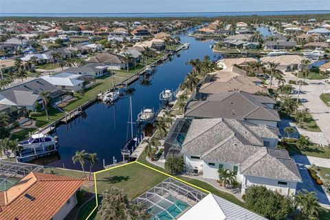 A home in PUNTA GORDA