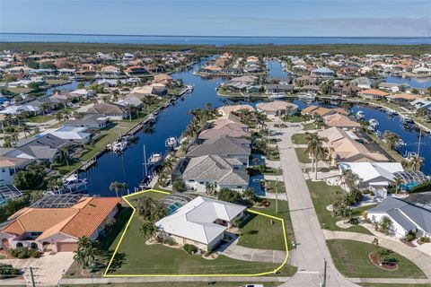 A home in PUNTA GORDA