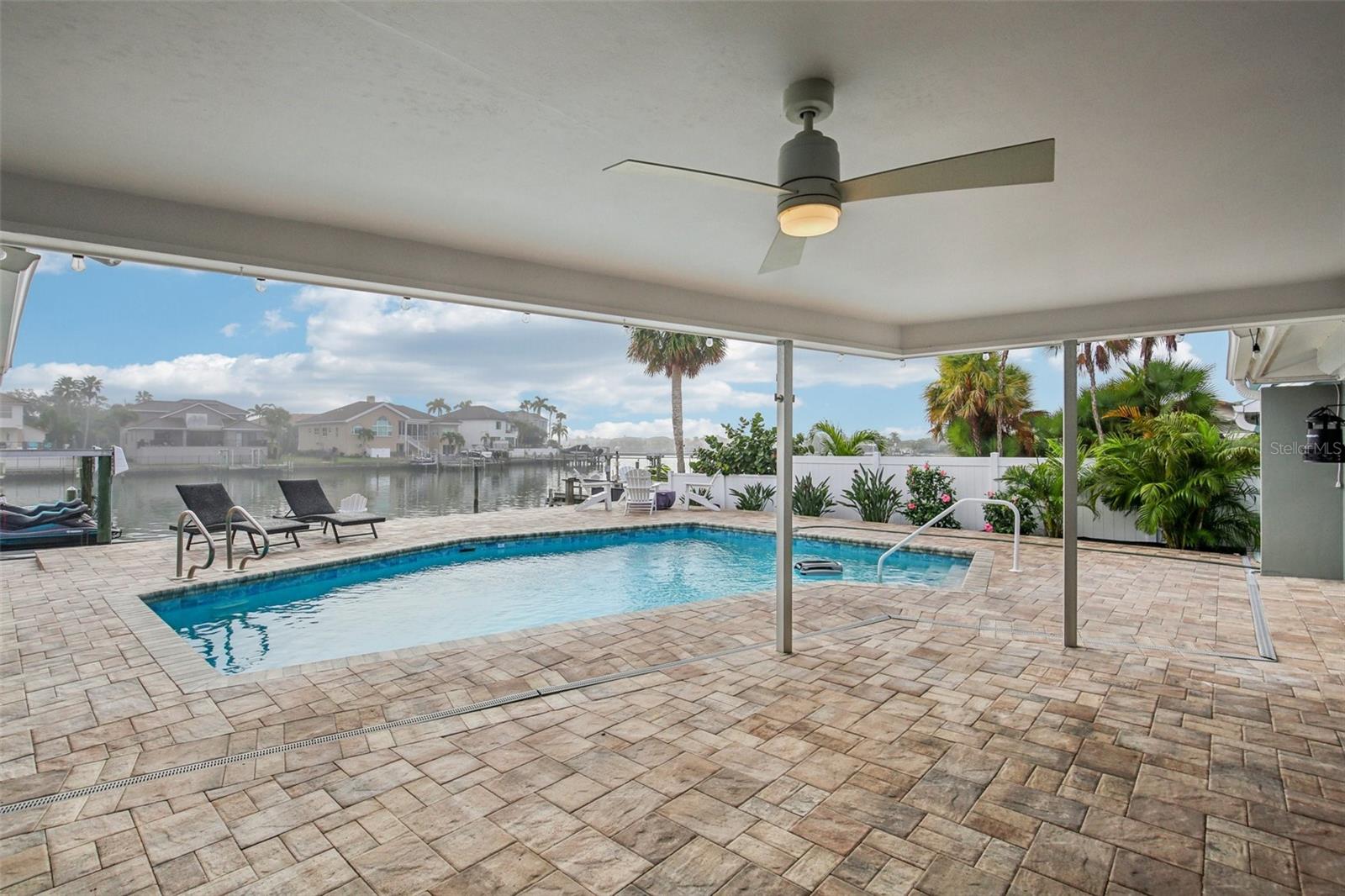 PASADENA GOLF CLUB ESTATES SEC 5 - Residential